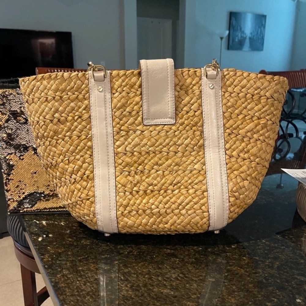 Michael Kors Natural Straw Tote with White Trim and Gold Hardware - Picture 2 of 5